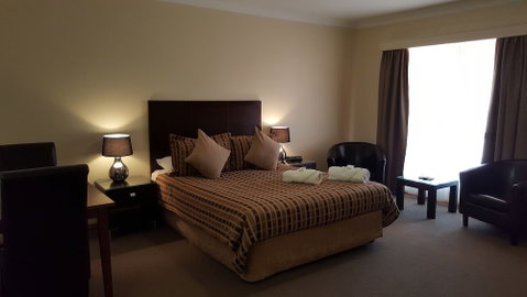 Gateway Motor Inn - Accommodation Rockhampton 6
