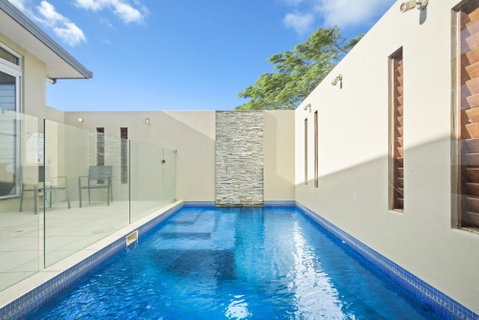Whitsunday Views - Accommodation Rockhampton 1