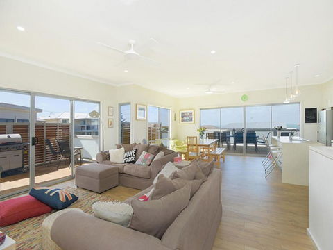 Boomer Beach Retreat Pet Friendly WiFi - Accommodation Rockhampton 6