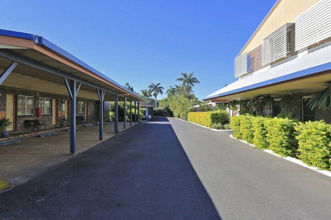 Smart Motel Bert Hinkler - Accommodation Rockhampton 3
