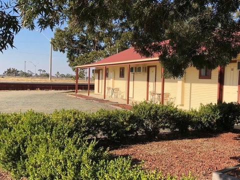 Outback Quarters - Accommodation Rockhampton 1