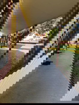 Outback Quarters - Accommodation Rockhampton 4