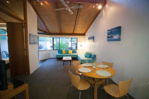 Sea Urchin Apartment - Accommodation Rockhampton 0