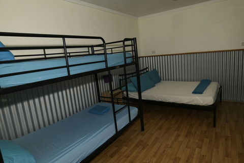 Scottys Mission Beach YHA - Accommodation Rockhampton 5