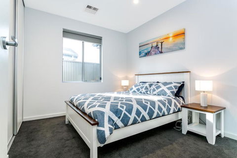 Ella House Adelaide - Accommodation Rockhampton 2