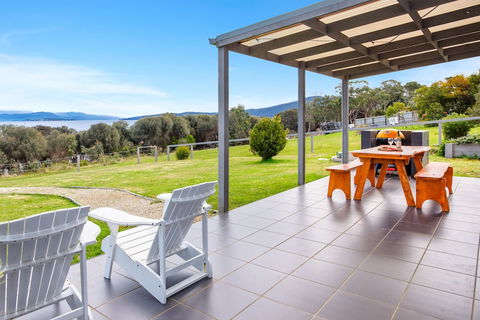 Manfield Seaside Bruny Island - Accommodation Rockhampton 4