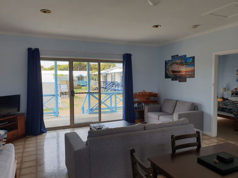 Marion Bay Holiday Villas - Accommodation Rockhampton 1