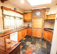 Wombat Hollow - Accommodation Rockhampton
