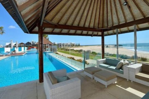 Sea Side 411 - Accommodation Rockhampton 2