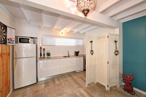 ZEN Beach Retreat - Accommodation Rockhampton 2