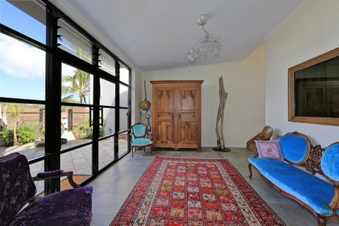 ZEN Beach Retreat - Accommodation Rockhampton 1
