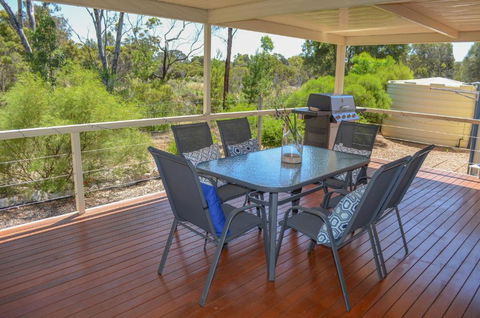 Lords Retreat - Accommodation Rockhampton 2