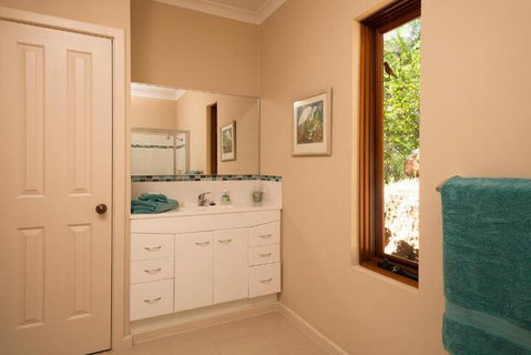 Innisfree Mountain Retreat - Accommodation Rockhampton 5