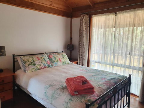 Gaddleen Grove Cottages - Accommodation Rockhampton 3