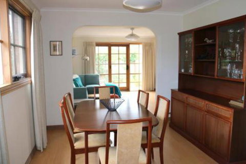 Stylish 2 Bedroom Unit - Accommodation Rockhampton 3