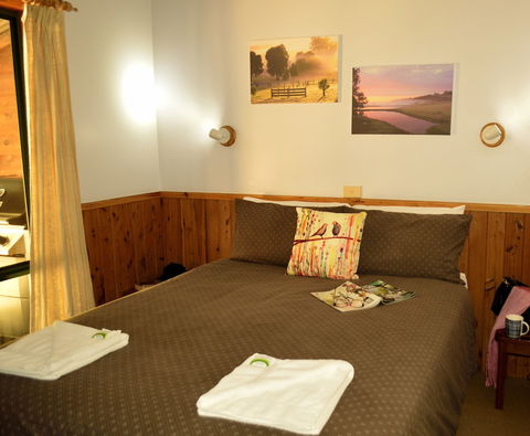 Diamond Forest Farm Stay - Accommodation Rockhampton 4