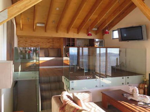 Howqua 6 - Accommodation Rockhampton 5