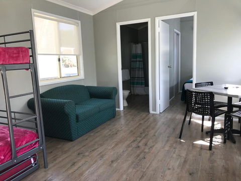 Kingfisher Caravan Park - Accommodation Rockhampton 5