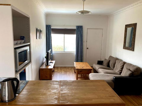 Waldeck Heights - Accommodation Rockhampton 6
