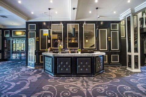 Nightcap At Skyways Hotel - Accommodation Rockhampton 3