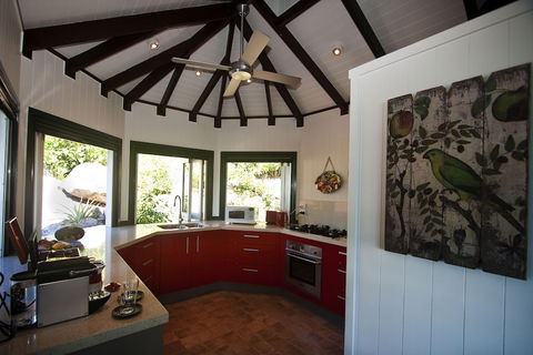 Bedarra Beach House - Accommodation Rockhampton 2