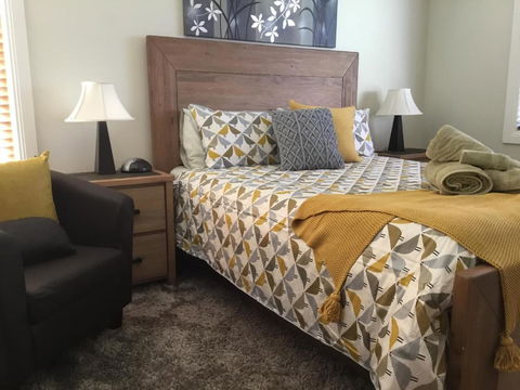 Girraween House - Accommodation Rockhampton 4