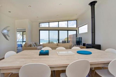 Earth Sea Sky - Accommodation Rockhampton 6
