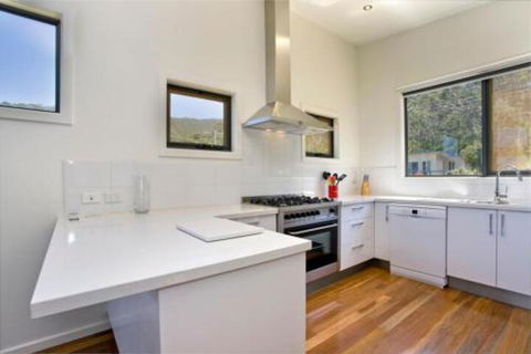 Earth Sea Sky - Accommodation Rockhampton 7
