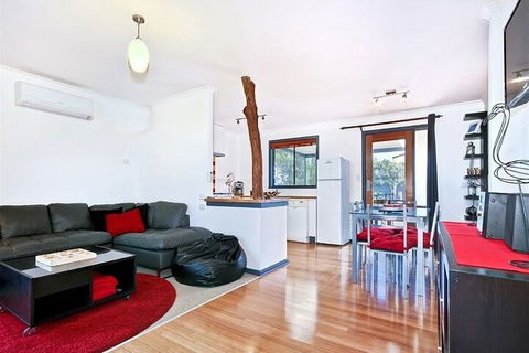 Sea Devine - Accommodation Rockhampton 7