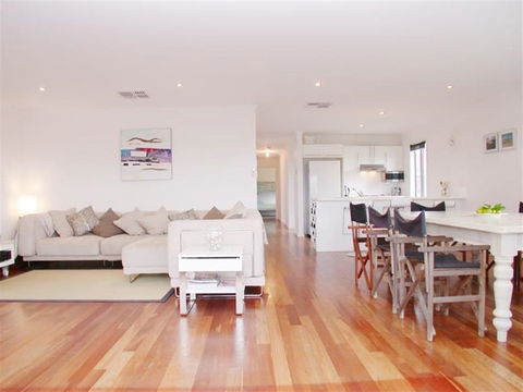 Do Drop Inn - Accommodation Rockhampton 1