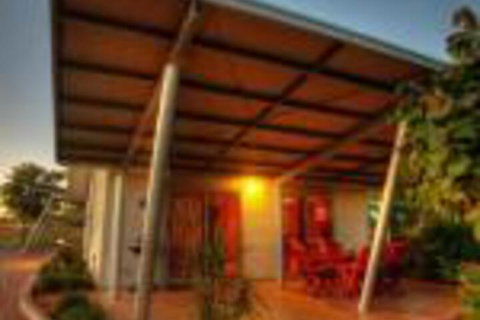 Samson Beach Chalets - Accommodation Rockhampton 0