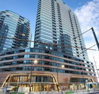 Melbourne Docklands Luxury Seaview Apartment - Accommodation Rockhampton