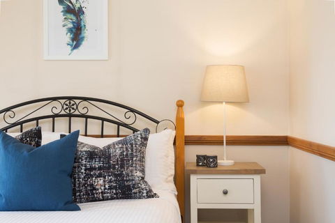 Windsors Edge Cottage Rothbury - Accommodation Rockhampton 6