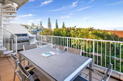 2 / 22 Stevens - Accommodation Rockhampton 2