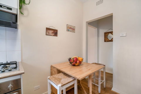 A PERFECT STAY - Bondi Beach Peach - Accommodation Rockhampton 2