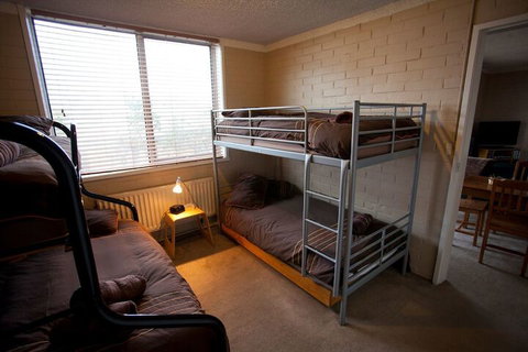 Snowflake 12 - Accommodation Rockhampton 2