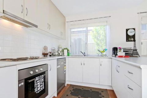 The Residence - Accommodation Rockhampton 3