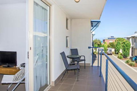 The Residence - Accommodation Rockhampton 0
