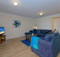 Sandcastles 2 / 23 Robinson Street - Accommodation Rockhampton