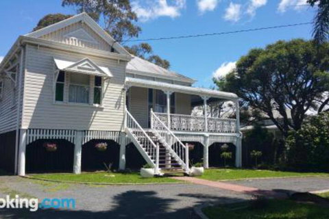 YesterYear On West - Accommodation Rockhampton 0