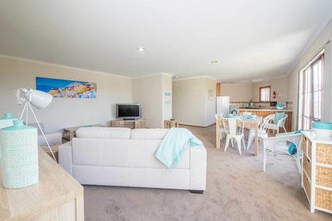Astro Place - Accommodation Rockhampton 5