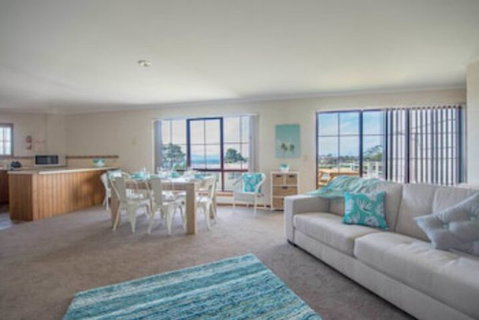 Astro Place - Accommodation Rockhampton 0