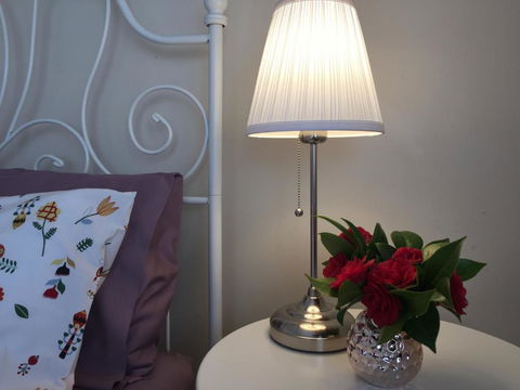 Art Deco Cottage - Accommodation Rockhampton 2