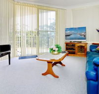 Magnus Pines Unit 10/52 Magnus Street - Accommodation Rockhampton
