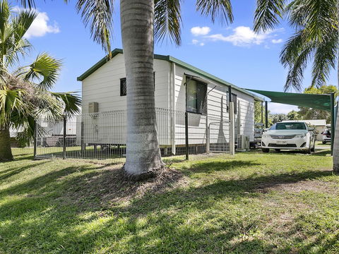 Fisherman's Beach Holiday Park - Accommodation Rockhampton 2