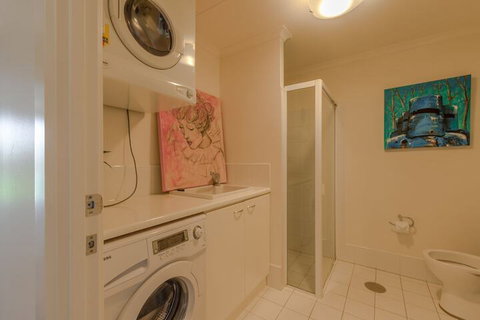 Seaview Penthouse - Accommodation Rockhampton 1