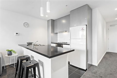 SONYA, 2BDR Southbank Apartment - Accommodation Rockhampton 4