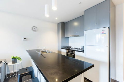 SONYA, 2BDR Southbank Apartment - Accommodation Rockhampton 5