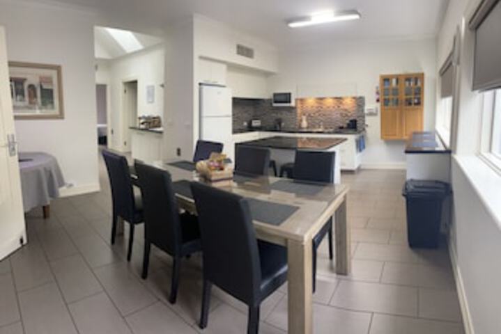Dennington VIC Accommodation Rockhampton