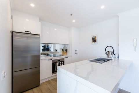 YUKI, 1BDR Melbourne Apartment - Accommodation Rockhampton 2